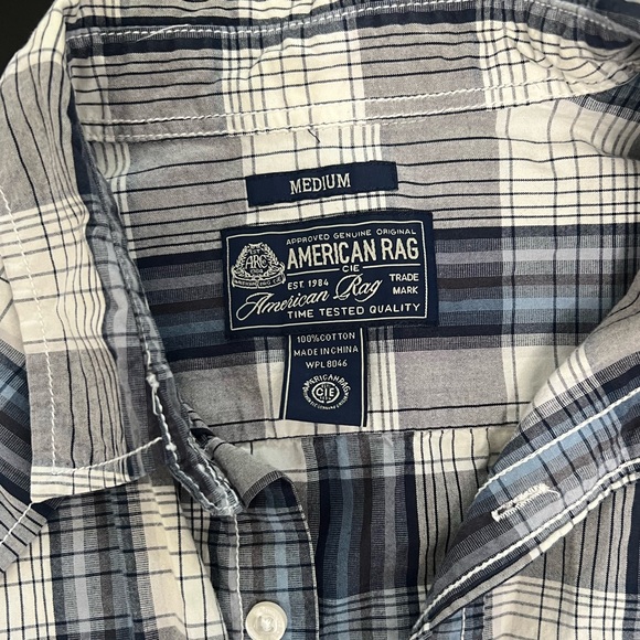 Men’s American Rag button down. - Picture 4 of 4